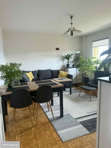 Mieszkanie 3-pokojowe Radom, ul. Grzybowska. Zdjęcie 1