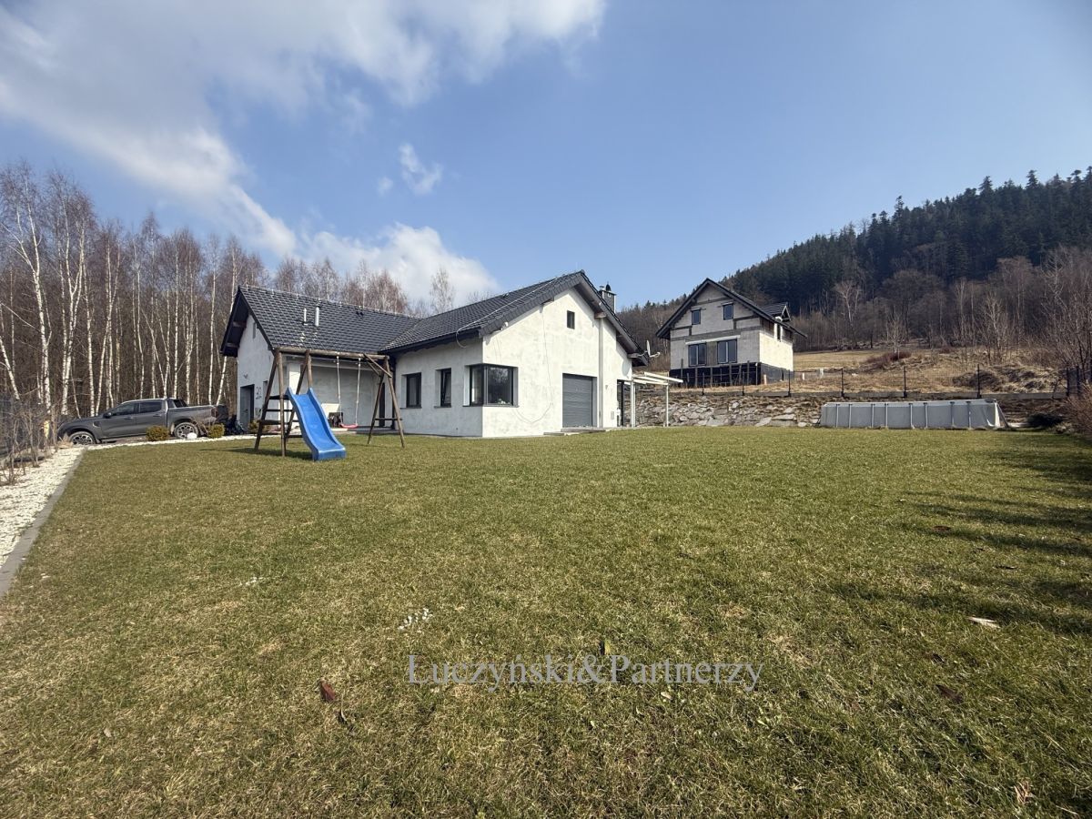 dom wolnostojący, 5 pokoi Lubawka. Zdjęcie 1