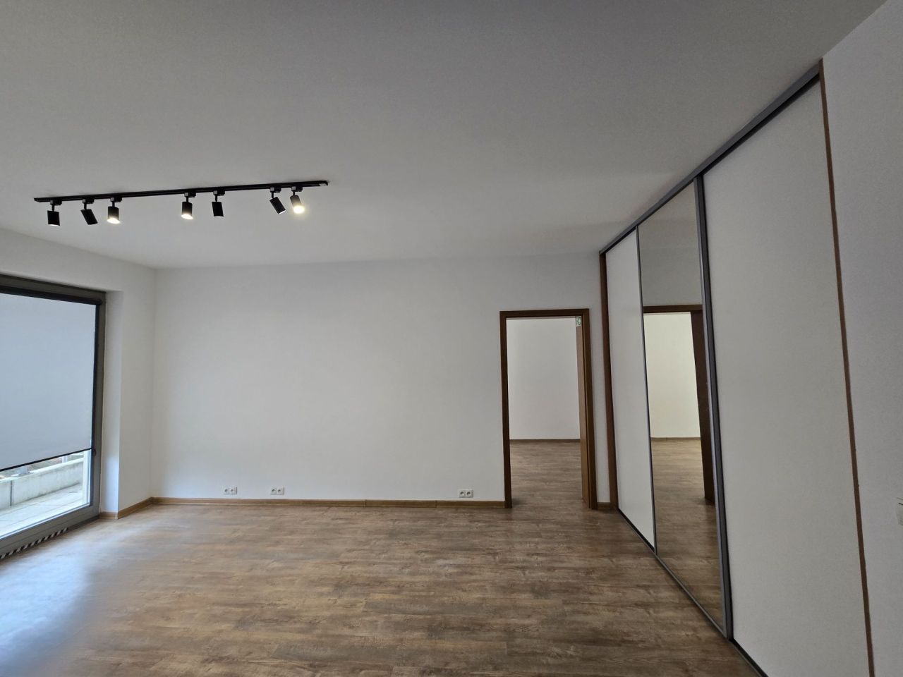 Biuro Wrocław Fabryczna, al. gen. Józefa Hallera. Zdjęcie 6