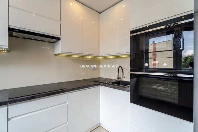 Mieszkanie 4-pokojowe Skawina, ul. Mikołaja Kopernika. Zdjęcie 21