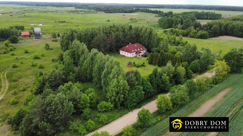 dom wolnostojący, 11 pokoi Kaniuki. Zdjęcie 42