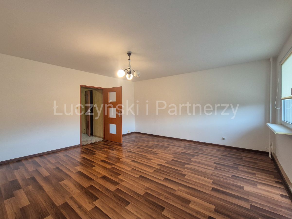 Mieszkanie 2-pokojowe Jelenia Góra, ul. Zygmunta Noskowskiego. Zdjęcie 2