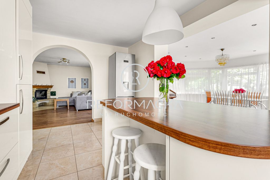 dom wolnostojący, 6 pokoi Wysoka Głogowska. Zdjęcie 5