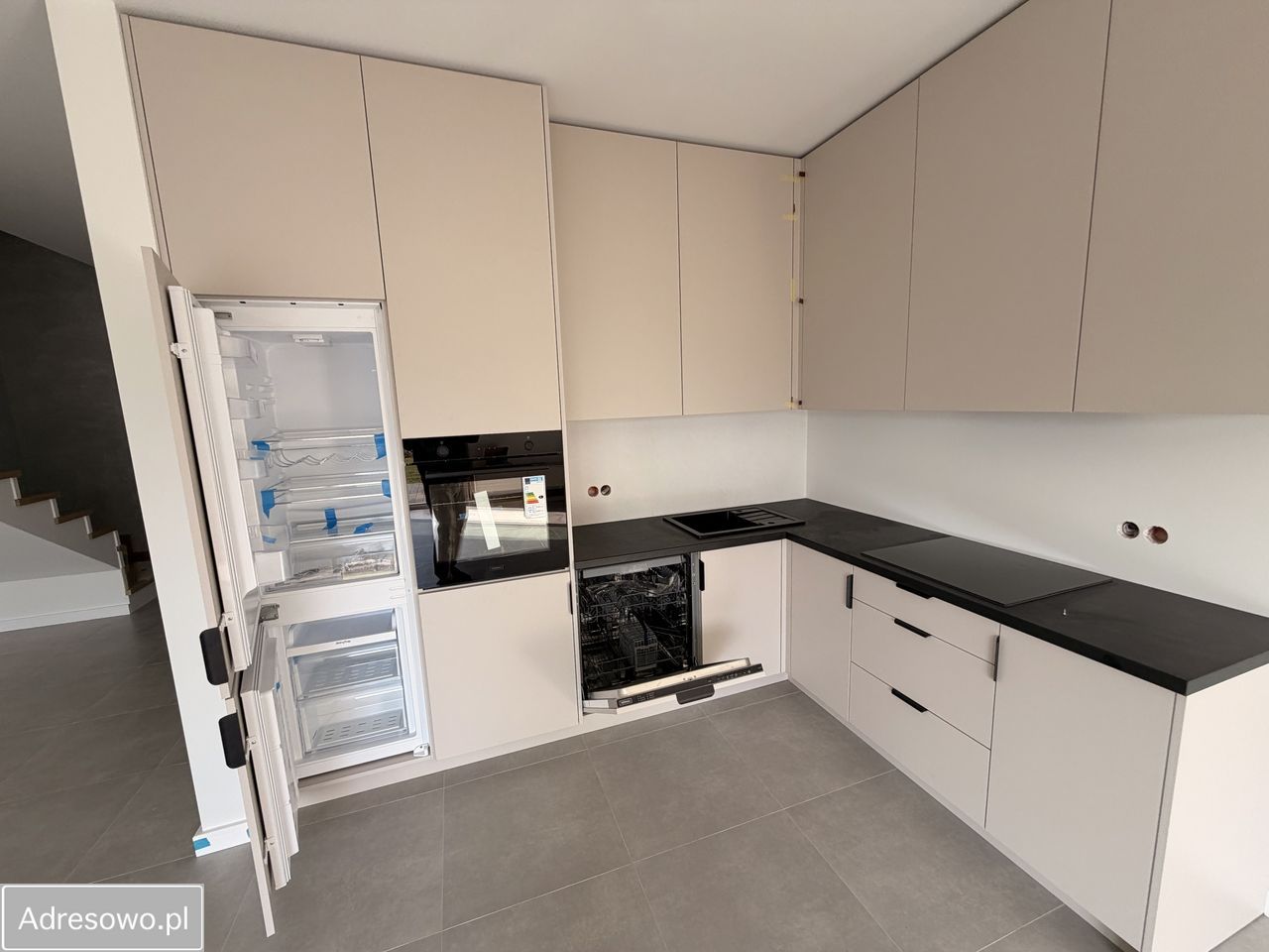 Mieszkanie 5-pokojowe Jasienica. Zdjęcie 16