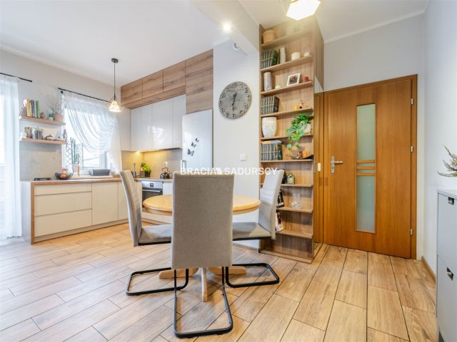 Mieszkanie 3-pokojowe Kraków, ul. Polonijna. Zdjęcie 3