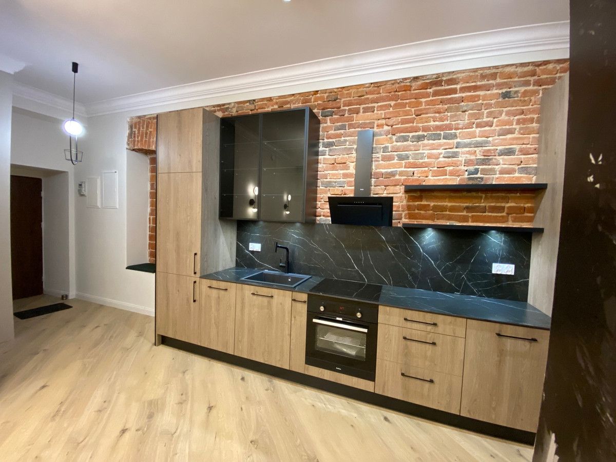 Mieszkanie 3-pokojowe Kielce Centrum, pl. Wolności. Zdjęcie 6