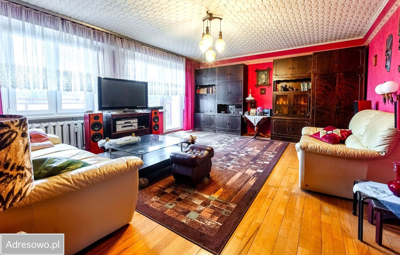 Mieszkanie 3-pokojowe Ostrzeszów, ul. Grunwaldzka. Zdjęcie 1