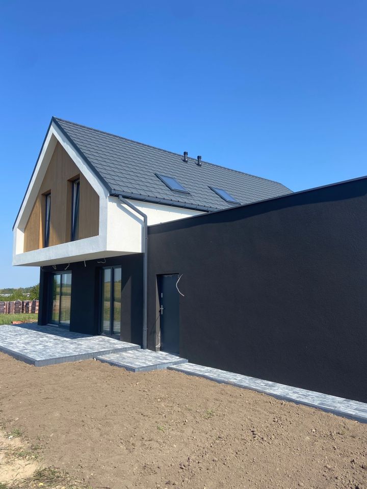 dom wolnostojący, 5 pokoi Mokra. Zdjęcie 6