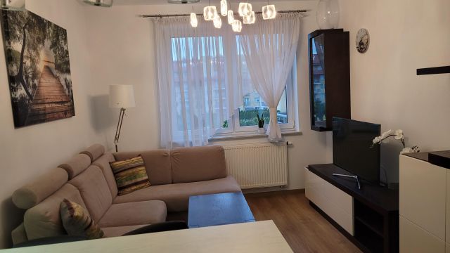 Mieszkanie 2-pokojowe Wrocław Stabłowice, ul. Główna. Zdjęcie 1