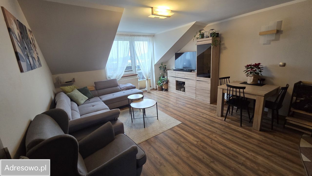 Mieszkanie 3-pokojowe Lubin, ul. Małomicka. Zdjęcie 1