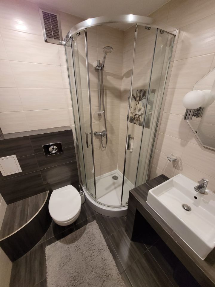 Mieszkanie 2-pokojowe Koło, ul. Władysława Broniewskiego. Zdjęcie 2