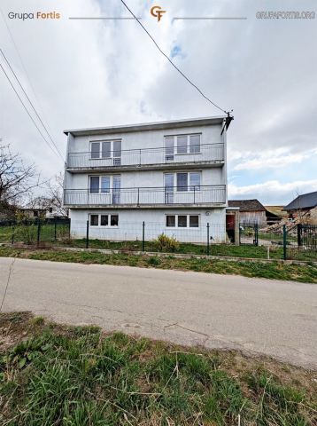 dom wolnostojący, 4 pokoje Jakubowice. Zdjęcie 1