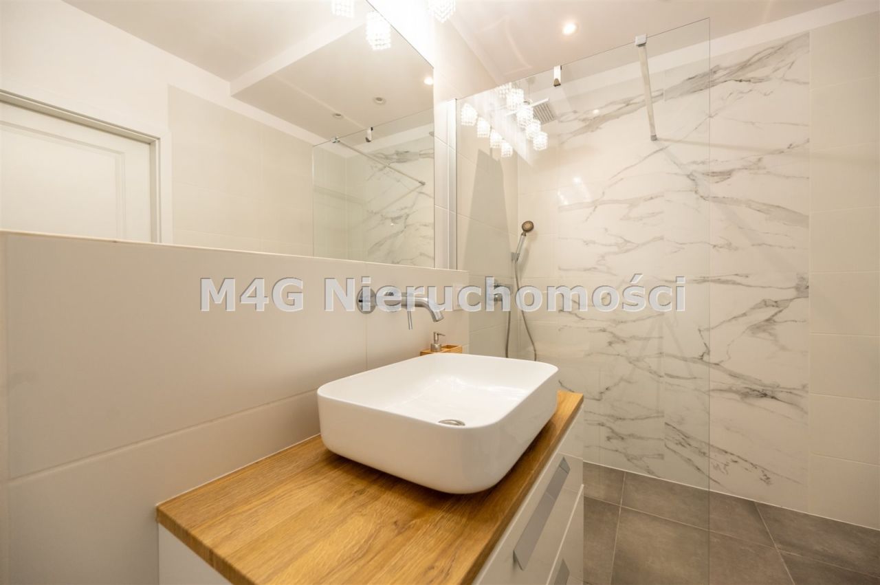 Mieszkanie 3-pokojowe Gdynia Redłowo. Zdjęcie 16