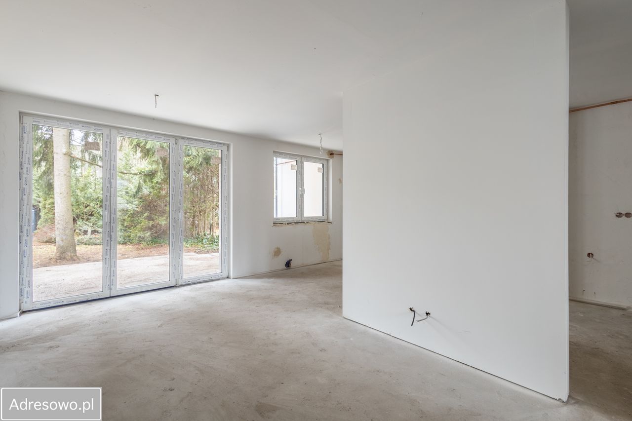 dom szeregowy, 8 pokoi Warszawa Miedzeszyn, ul. Żwanowiecka. Zdjęcie 3