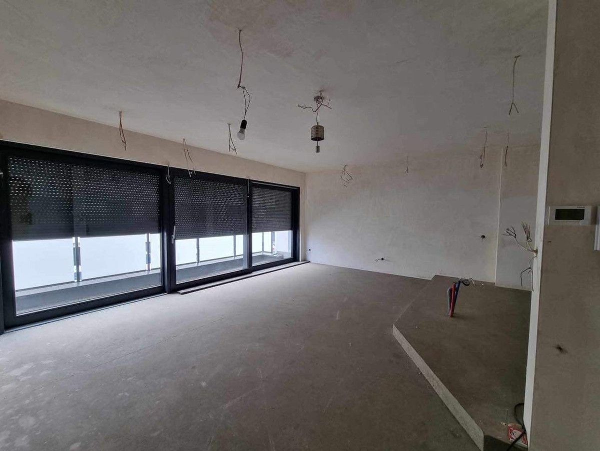 Mieszkanie 4-pokojowe Józefosław, ul. Planety. Zdjęcie 3