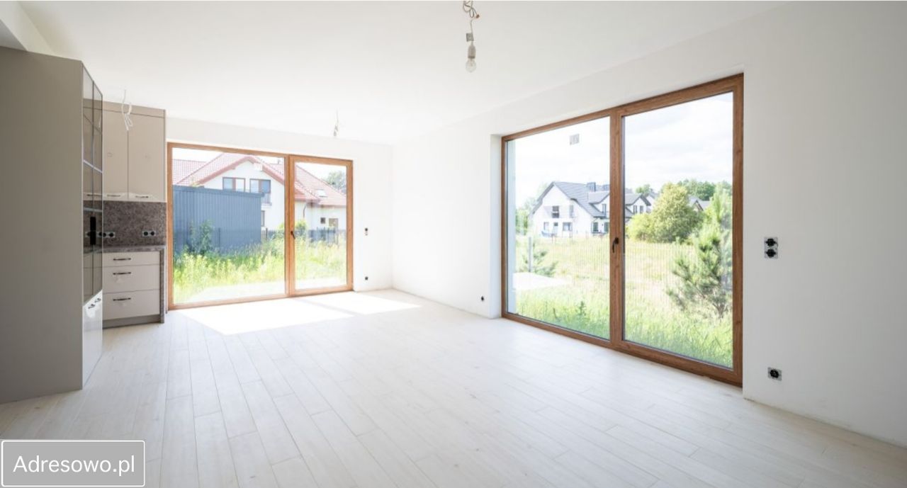 bliźniak, 5 pokoi Sielachowskie. Zdjęcie 15