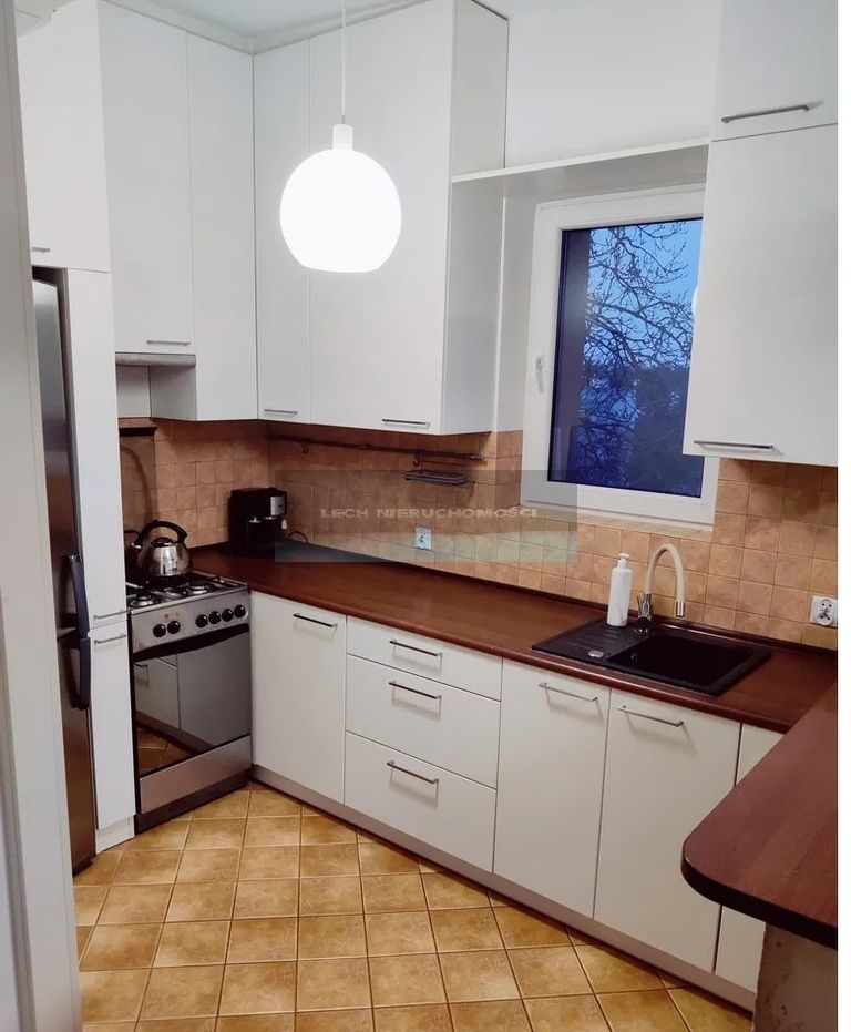 Mieszkanie 3-pokojowe Brwinów. Zdjęcie 2