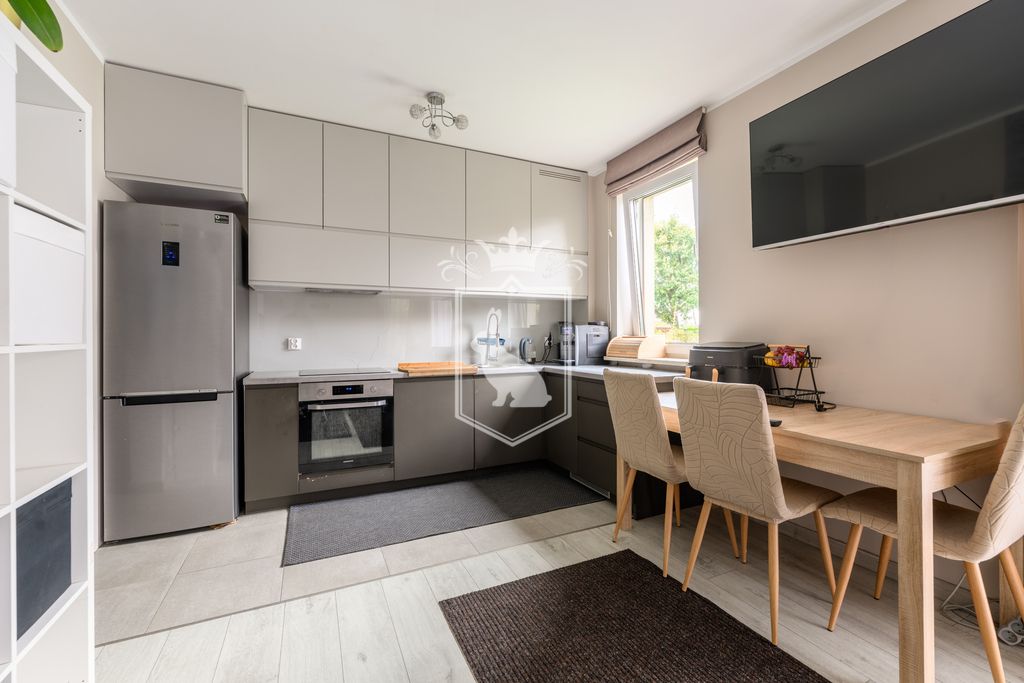 Mieszkanie 4-pokojowe Marki, ul. Leopolda Lisa-Kuli. Zdjęcie 2