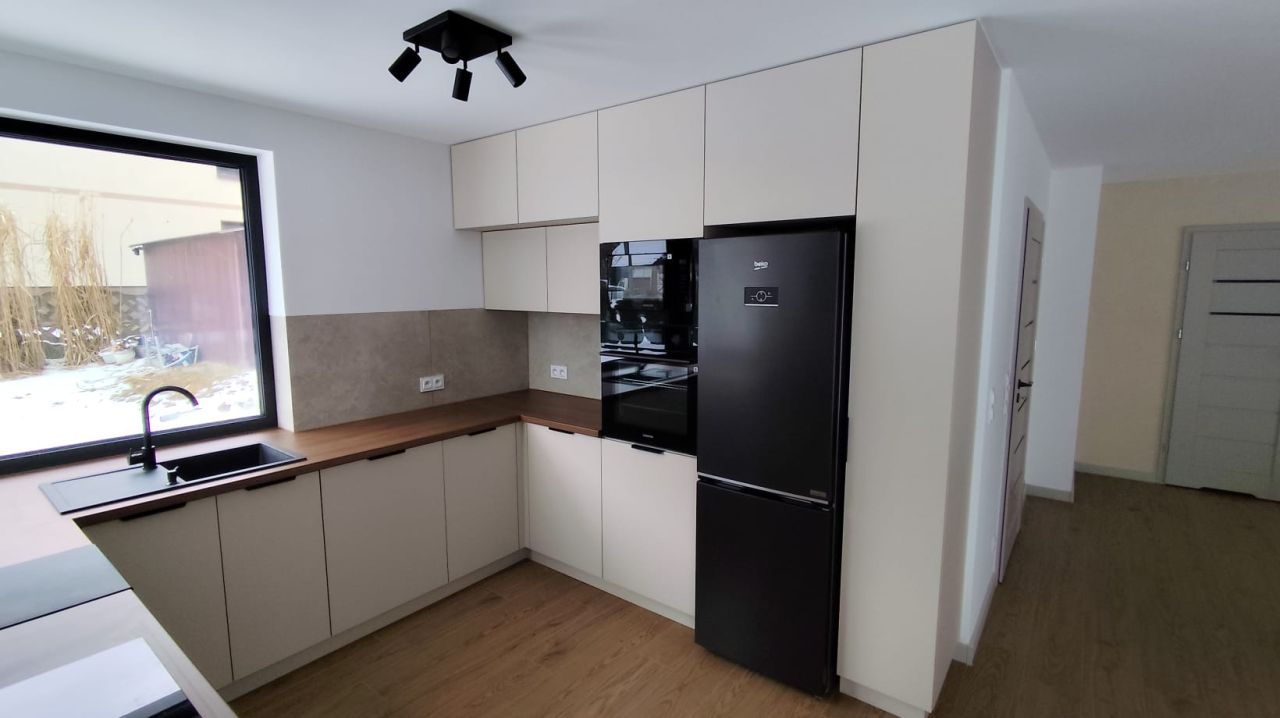 dom wolnostojący, 3 pokoje Dubie, Dubie. Zdjęcie 7