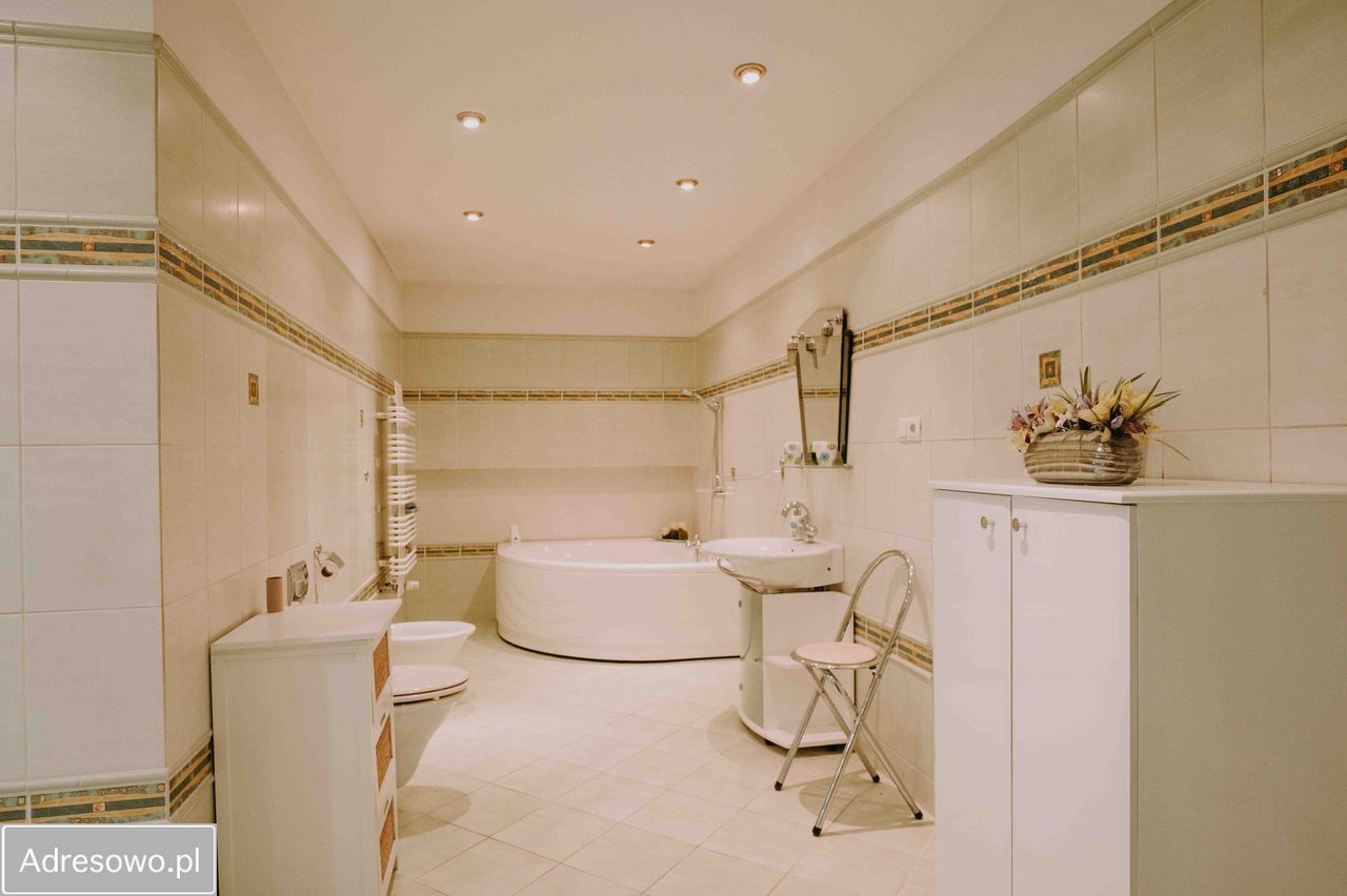 dom wolnostojący, 7 pokoi Golub-Dobrzyń, ul. marsz. Józefa Piłsudskiego. Zdjęcie 9