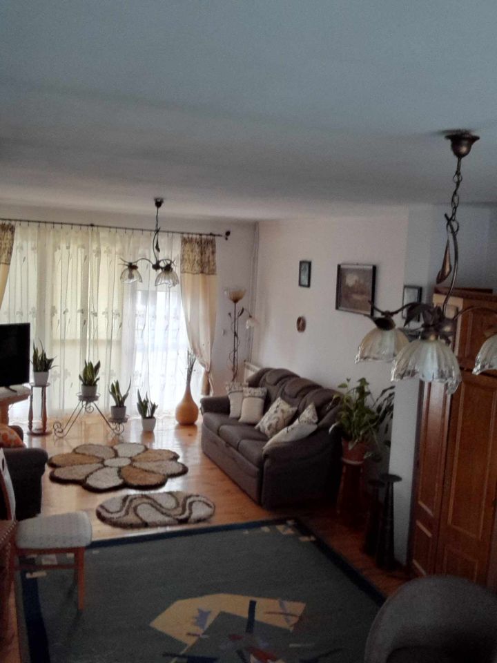 dom wolnostojący, 5 pokoi Tyszowce, ul. 3 Maja. Zdjęcie 8