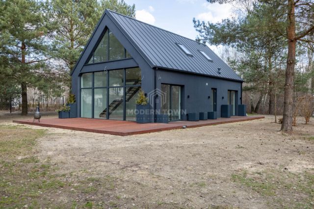 dom wolnostojący, 3 pokoje Czarny Las. Zdjęcie 3