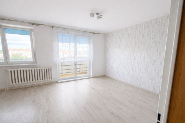 Mieszkanie 3-pokojowe Żory Śródmieście, os. Księcia Władysława. Zdjęcie 1