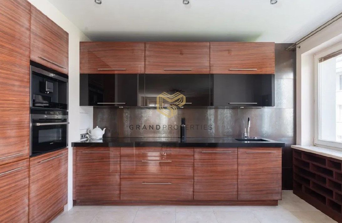 Mieszkanie 3-pokojowe Warszawa Śródmieście. Zdjęcie 4