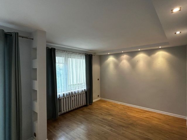 Mieszkanie 4-pokojowe Katowice Brynów. Zdjęcie 1