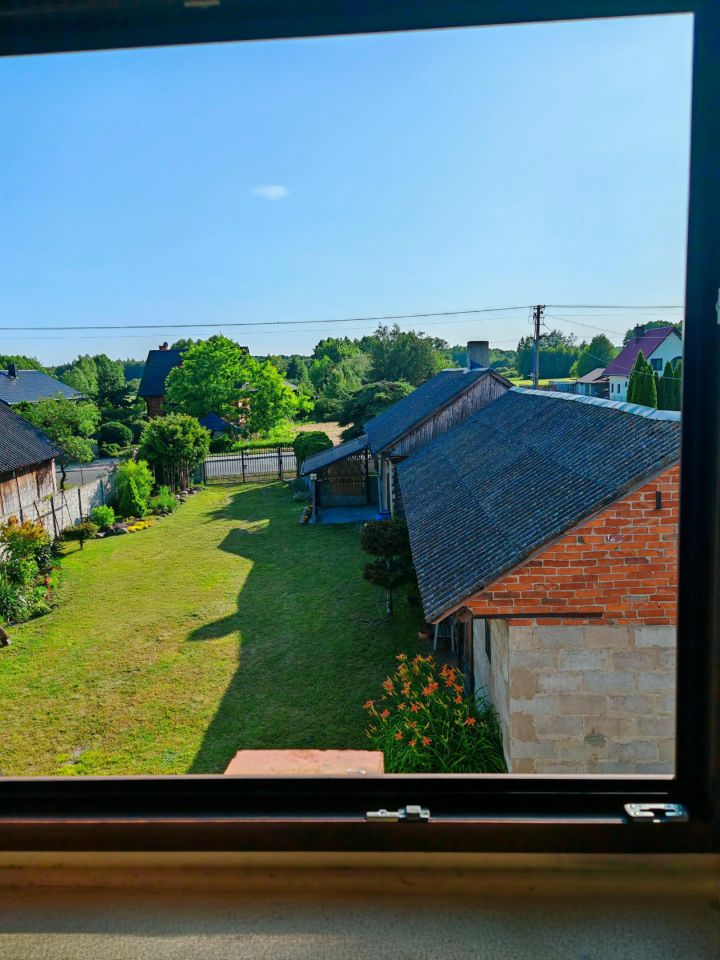 dom wolnostojący, 4 pokoje Mniszek. Zdjęcie 3