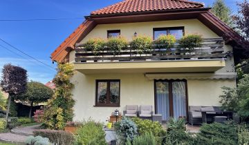 dom wolnostojący, 6 pokoi Kraków Bieżanów, ul. Żabia