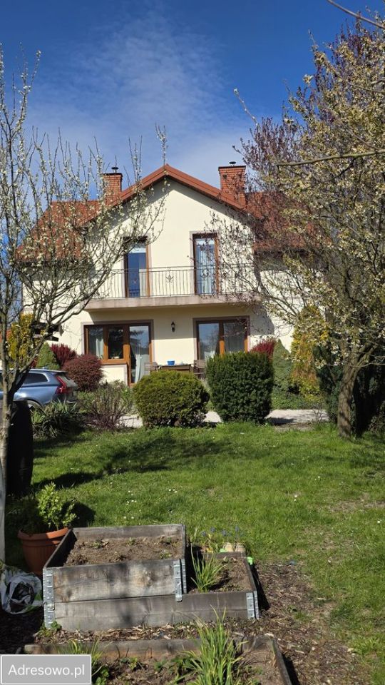 dom wolnostojący, 5 pokoi Bliżyn. Zdjęcie 1
