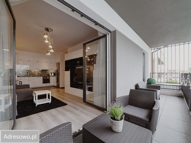 Mieszkanie 3-pokojowe Józefosław, ul. Wenus. Zdjęcie 1