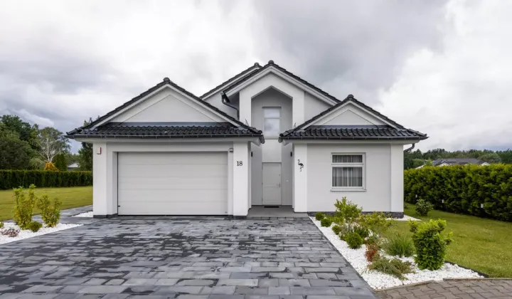 dom wolnostojący, 4 pokoje Pasłęk, Sand Valley