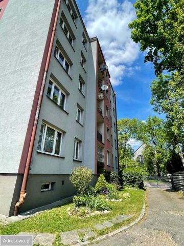 Mieszkanie 3-pokojowe Bytom Śródmieście, ul. Piekarska. Zdjęcie 1