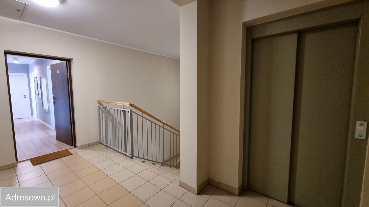 Mieszkanie 4-pokojowe Polanica-Zdrój. Zdjęcie 4