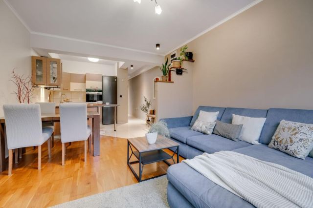 Mieszkanie 3-pokojowe Piaseczno, ul. Owocowy Sad. Zdjęcie 2