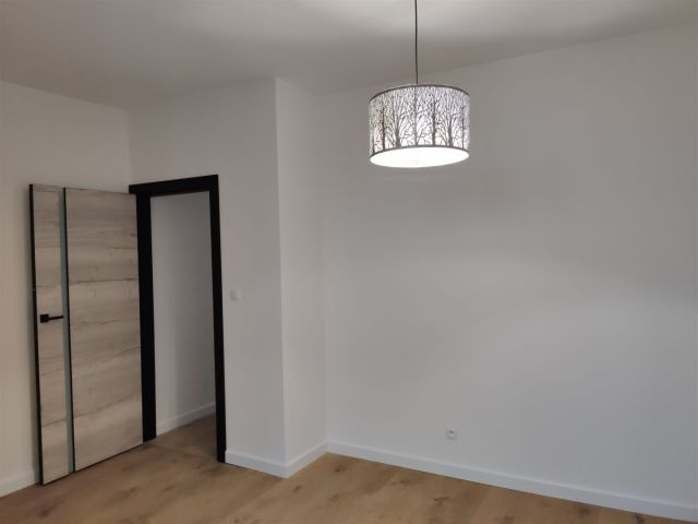 Mieszkanie 4-pokojowe Świebodzice, ul. Kolejowa. Zdjęcie 8