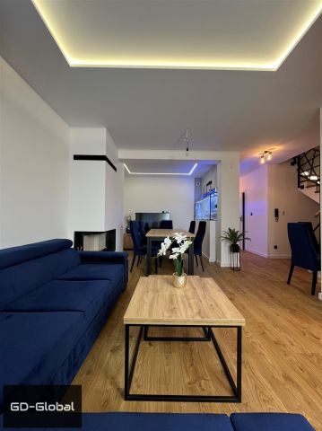 Mieszkanie 4-pokojowe Przyszowice, ul. Floriana. Zdjęcie 1