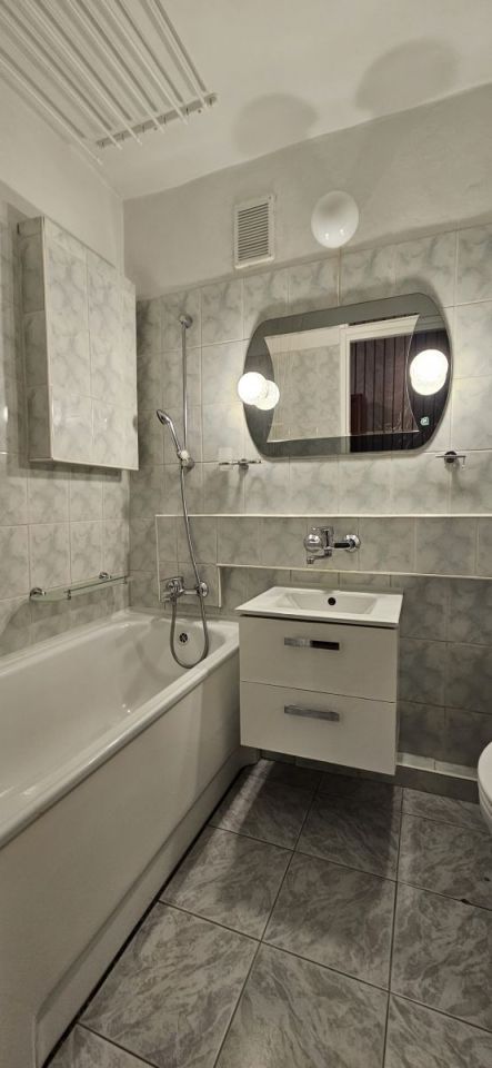 Mieszkanie 2-pokojowe Wrocław Różanka, ul. Teodora Parnickiego. Zdjęcie 3