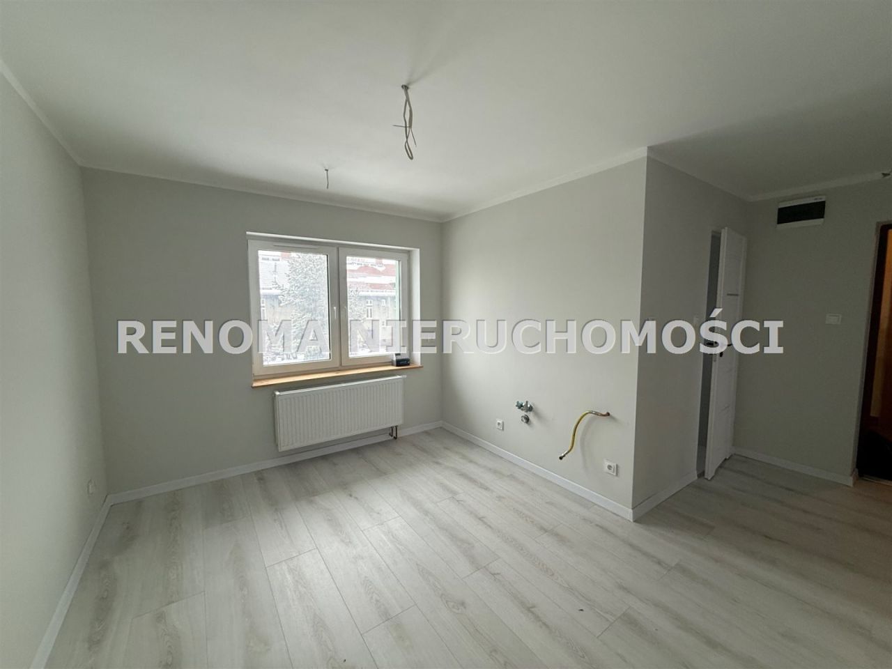 Mieszkanie 2-pokojowe Wałbrzych Nowe Miasto, ul. Truskawiecka. Zdjęcie 3