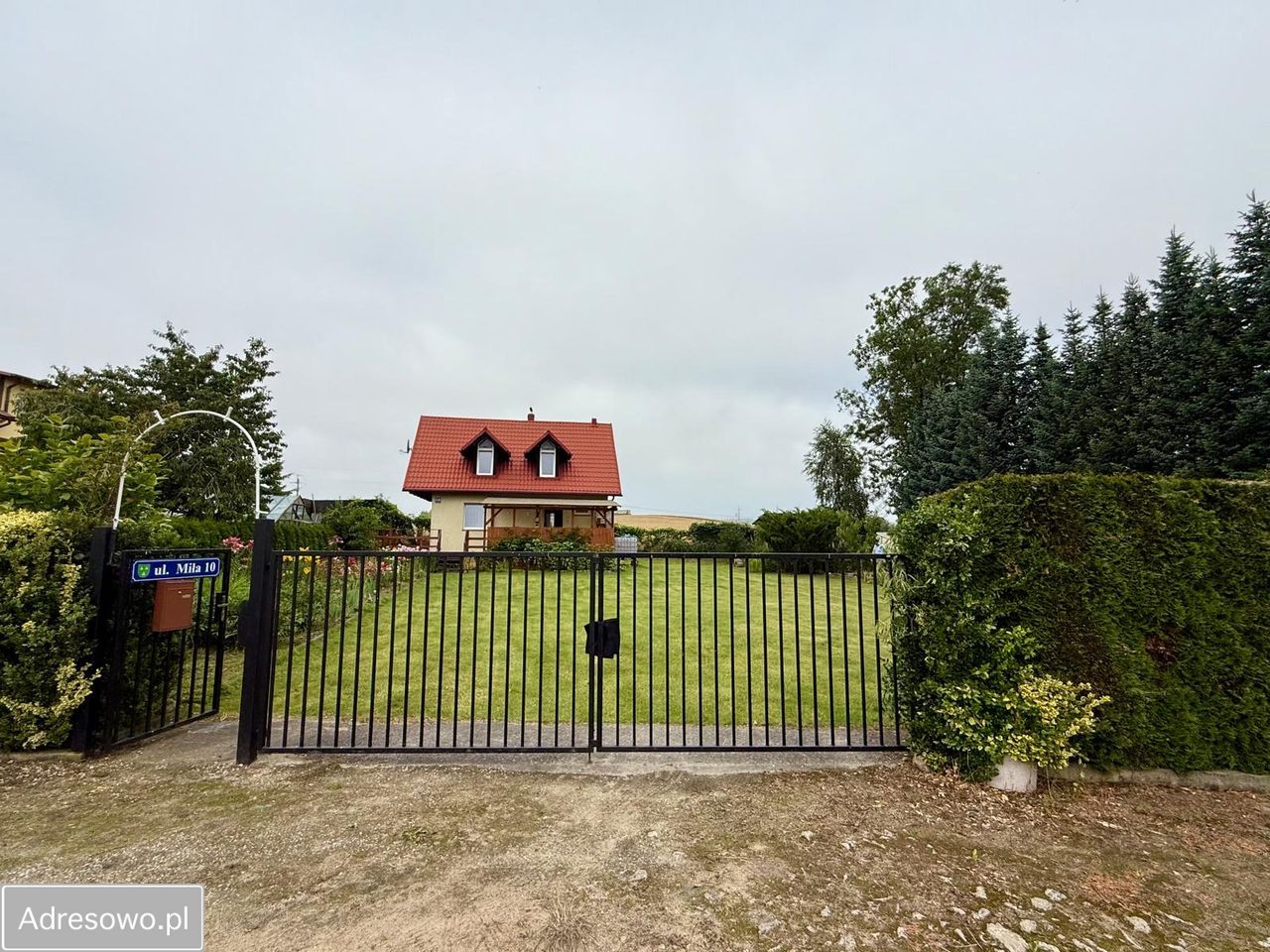 dom wolnostojący, 4 pokoje Rębielcz, ul. Miła. Zdjęcie 13