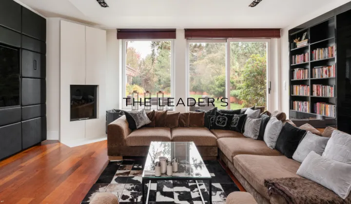 dom wolnostojący, 5 pokoi Łomianki, ul. Rolnicza