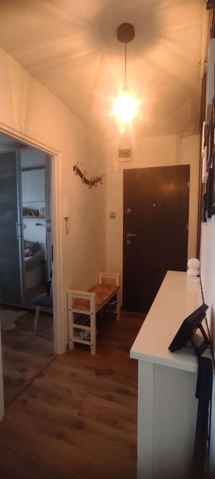 Mieszkanie 3-pokojowe Świdnica. Zdjęcie 2