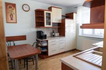 dom wolnostojący, 5 pokoi Władysławów. Zdjęcie 2