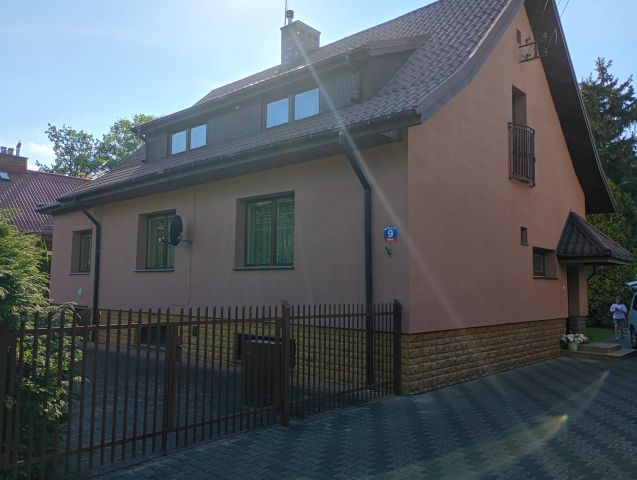 dom wolnostojący, 5 pokoi Warszawa Wawer, ul. Kaczy Dół. Zdjęcie 1