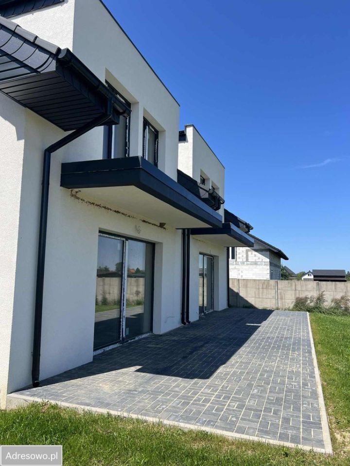 bliźniak, 4 pokoje Strzeżenice. Zdjęcie 8