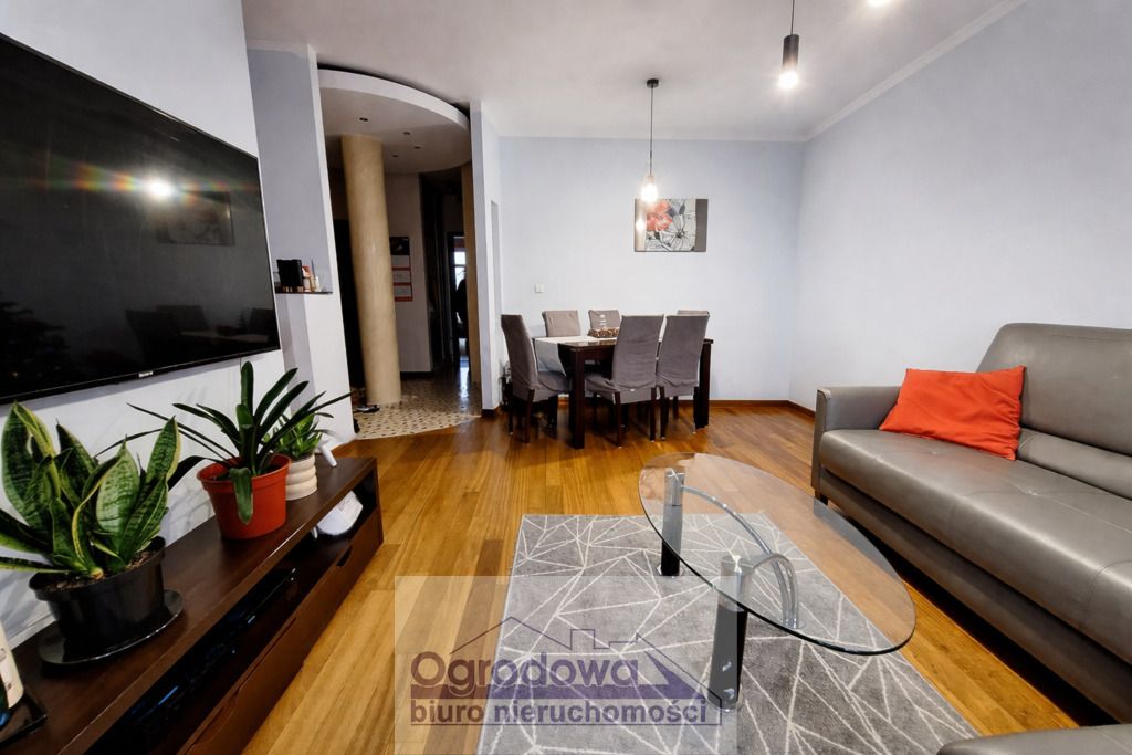 Mieszkanie 3-pokojowe Warszawa Wilanów, al. Wilanowska. Zdjęcie 2