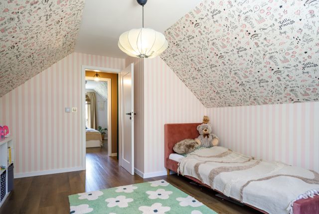 dom wolnostojący, 4 pokoje Bagno. Zdjęcie 12