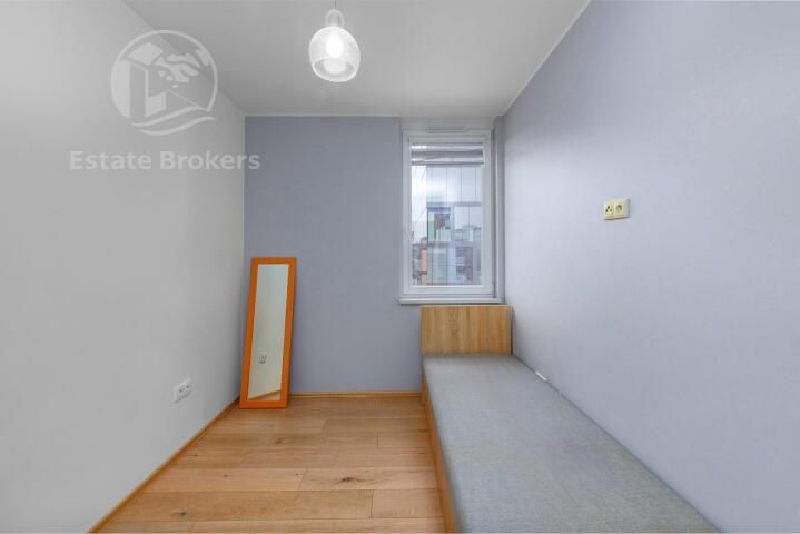 Apartment in Wrocław, Powstańców Śląskich - Widok 6